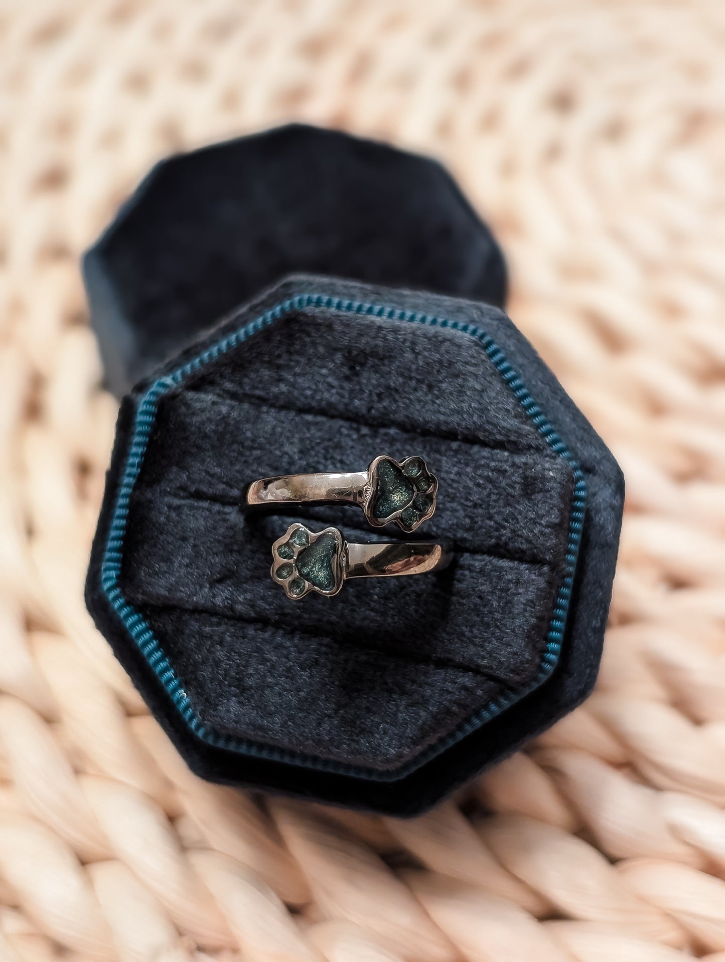 Paw Ring
