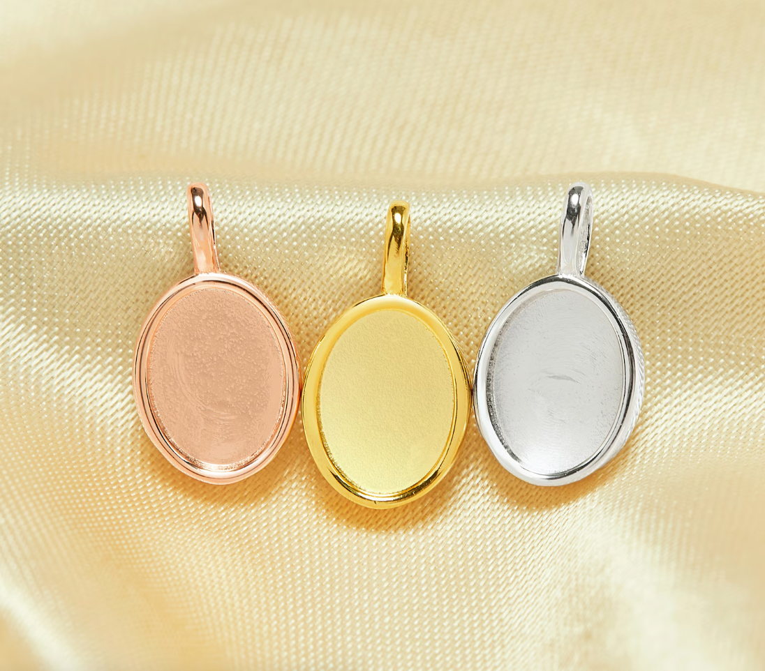 Oval Necklace