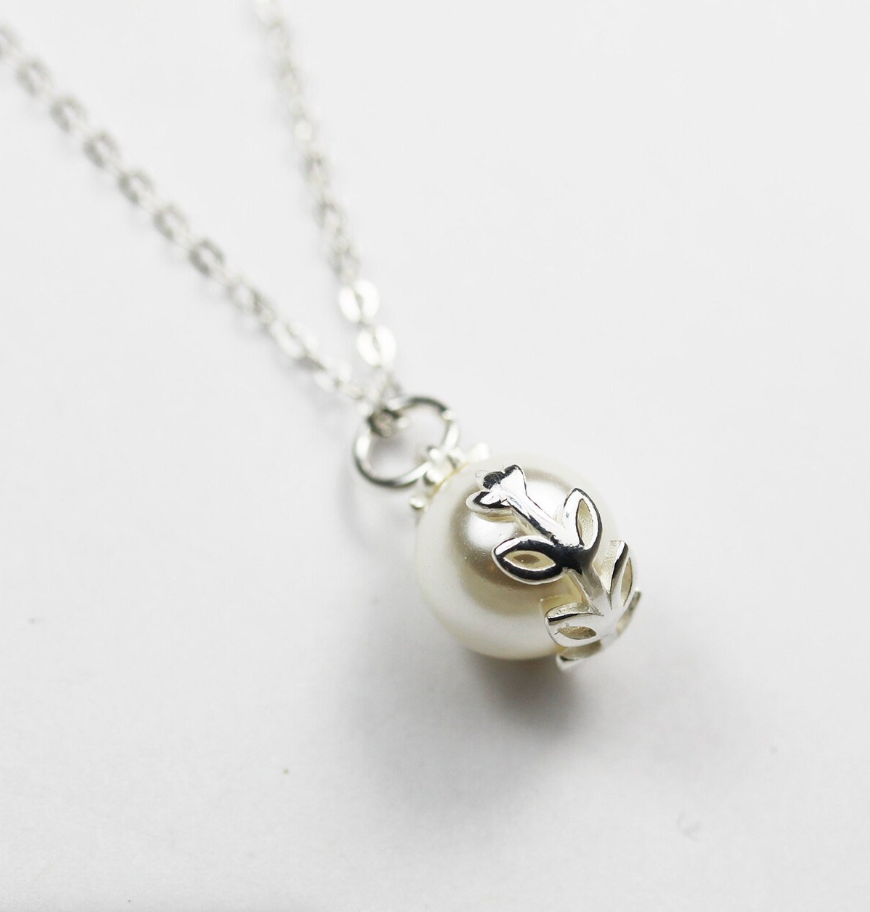 Kinsley Pearl Necklace